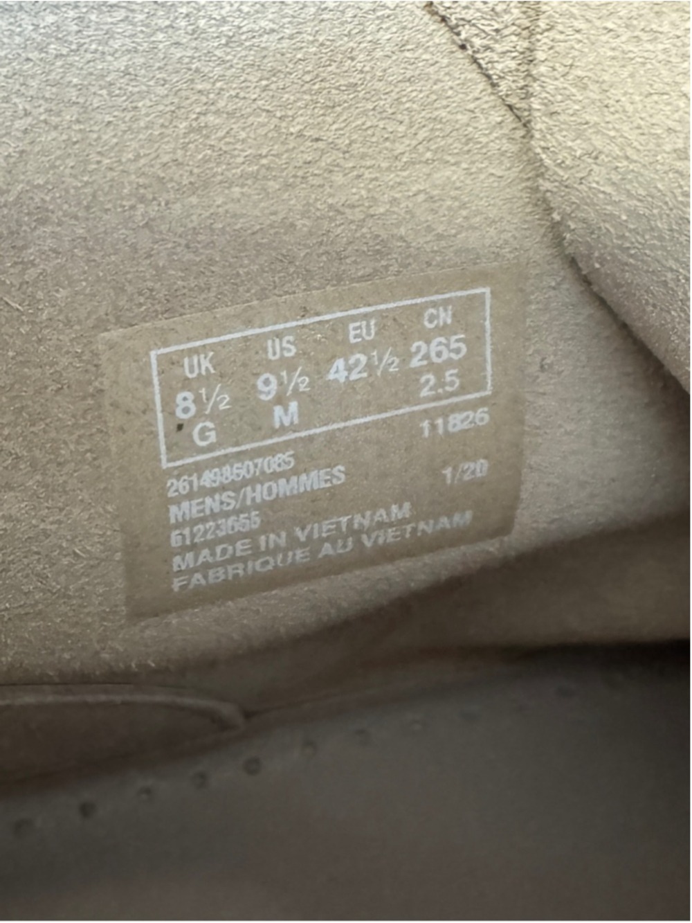 A Bathing Ape x Clarks Desert Boot
Bape Grey Embossed size 9.5 - Picture 11 of 11